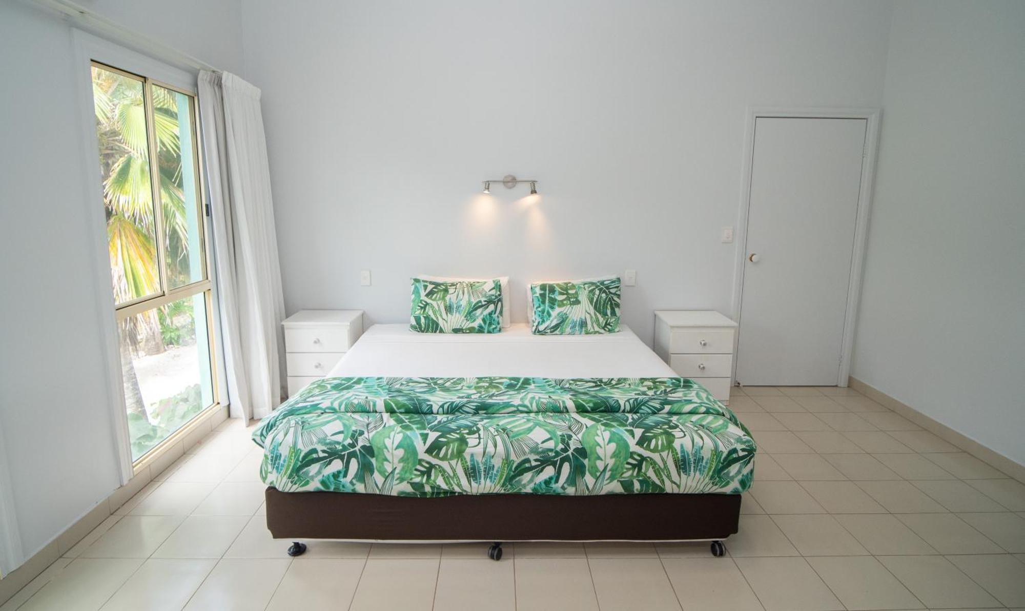 The Edgewater Resort & Spa Rarotonga Esterno foto